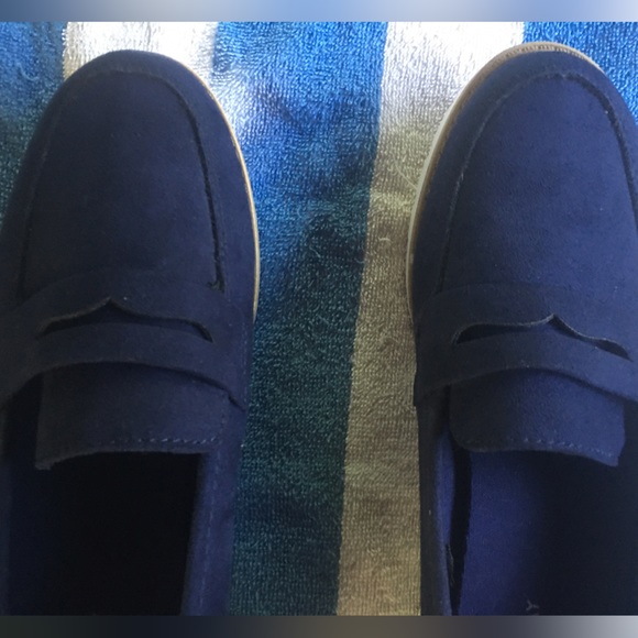 St John’s Bay Blue Suede Loafers Wedges Size 6 M - Picture 4 of 8